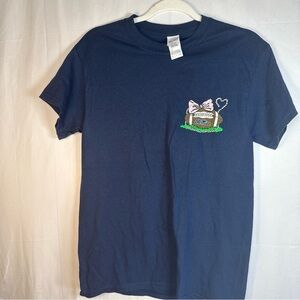 Gildan Navy Blue Short Sleeve  Ole Miss Graphic Tee Size Small Preowned